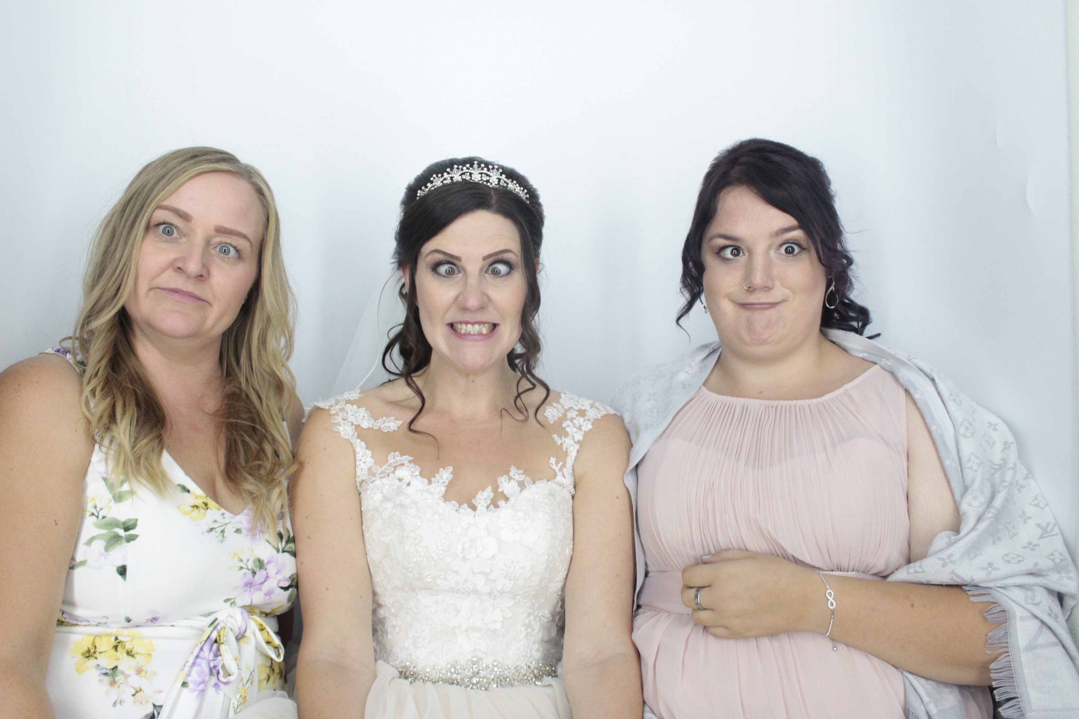Kim & Andy's Wedding | View more photos from the event at gallery.myphotoboothexperience.co.uk/u/MyPhotoBoothExperienceLtd/Kim-Andys-Wedding
